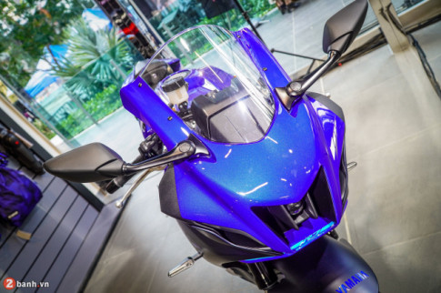 Cận cảnh Yamaha R7 2022 - truyền nhân R6 vừa ra mắt tại VN
