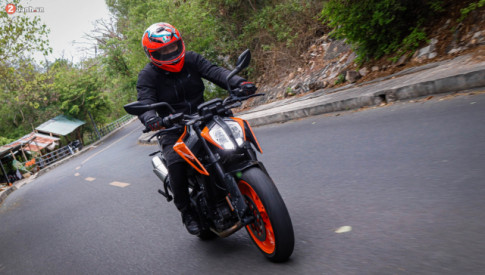 Đánh giá KTM 790 Duke - 4 chiếc xe trong 1 thân xác siêu nhẹ