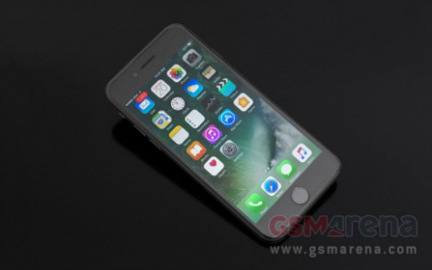 iPhone 8 sẽ được trang bị màn hình OLED, số lượng hạn chế