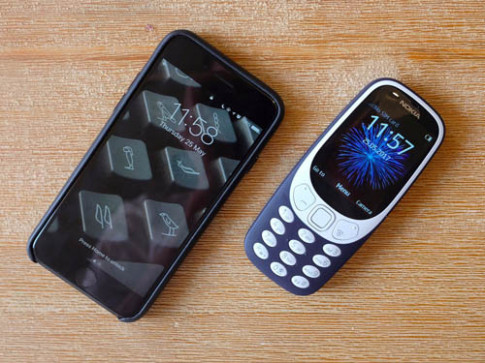 Nokia 3310 đọ camera iPhone 7: Đâu là trứng, đâu là đá?