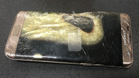 Samsung Galaxy S7 Edge phát nổ khi sạc