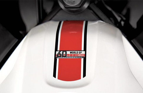 Yamaha R3 WGP 60th Anniversary Edition được bán tại Nhật Bản với số lượng giới hạn
