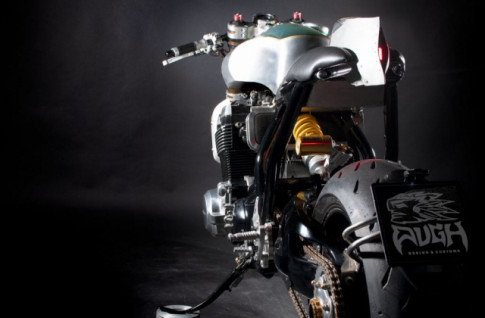 Suzuki GSX1400 độ cafe racer đến từ Augh Design