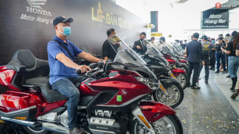 Honda Hoàng Việt bàn giao 8 chiếc Gold Wing 2021 trị giá gần 10 tỷ Đồng