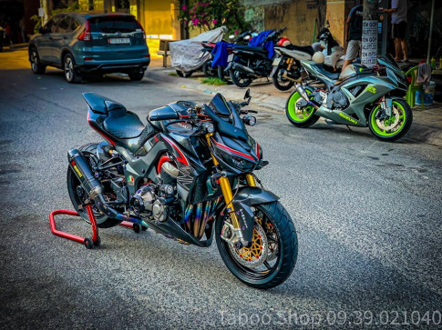 Kawasaki Z1000 độ hết bài với dàn trang bị đắt đỏ của biker Việt