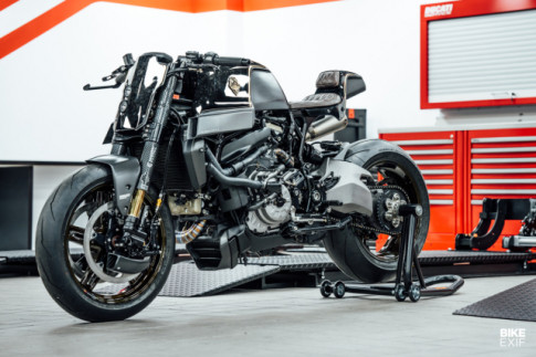 Ducati Monster độ phong cách ấn tượng đến từ Rough Crafts