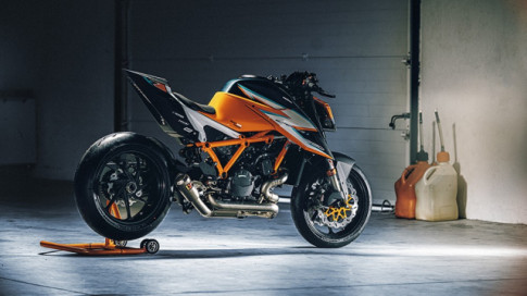 KTM 1290 Super Duke RR hết hàng trong vòng chưa đầy một giờ