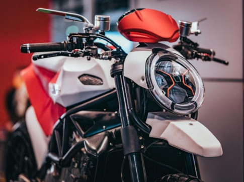 MV Agusta Brutale 1000 độ mang biệt danh Inception, kết hợp nhiều phong cách khác nhau