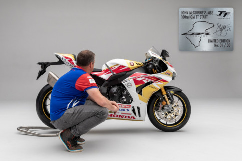 Phiên bản giới hạn Honda CBR1000RR-R Fireblade SP 100TH TT START REPLICA trình làng