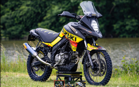 Suzuki V-Strom 650XT đặc biệt - kỷ niệm danh hiệu Arenacross