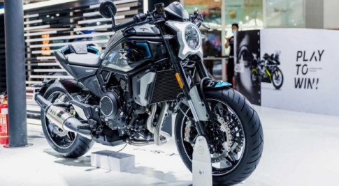 Trình làng CFMoto 700CL-X Sport 2021 thế hệ mới khác với nguyên mẫu Concept.