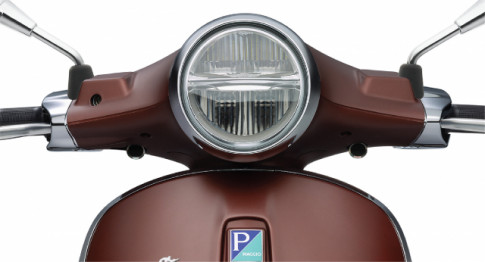 Vespa Primavera phiên bản kỷ niệm 50 năm vừa được Piaggio Việt Nam cho ra mắt