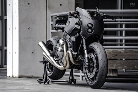 Ducati Monster độ Cafe Racer vô cùng ấn tượng của Rough Crafts.