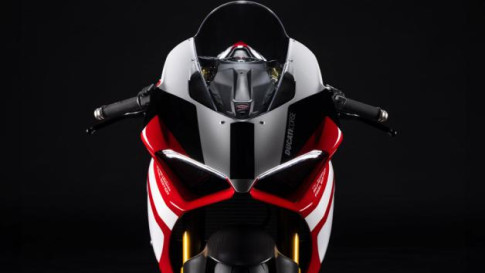 Anh em cùng tôi dự đoán mẫu xe kế nhiệm Ducati Panigale V2 sẽ trông như thế nào nha?