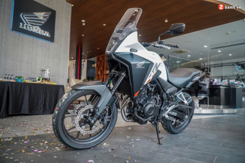 Cận cảnh Honda NX500 2024 tại đại lý - xe đẹp hơn những gì tôi mong đợi